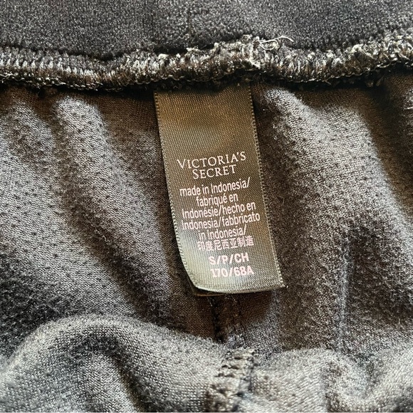 Victoria’s Secret Black Velour High Rise Jogger size Small plush soft V Logo - Picture 4 of 4